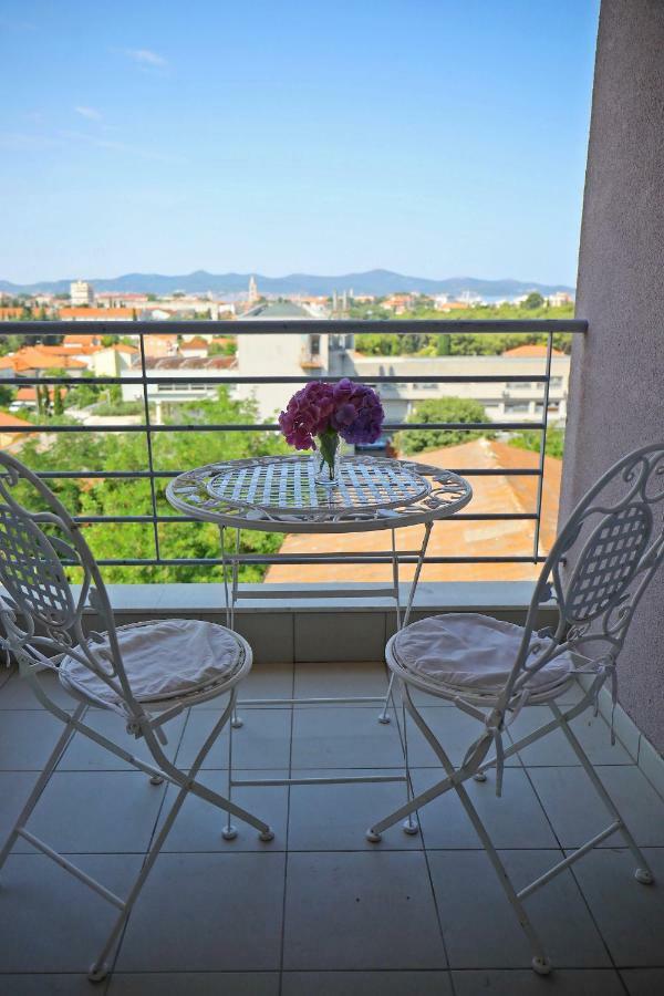 Apartament My Place *